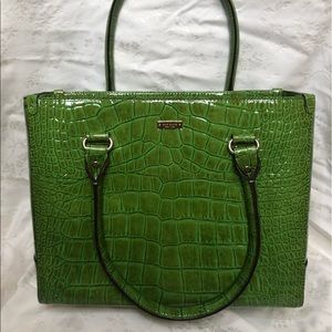 NWT Kate Spade Quinn leather tote (moss green)